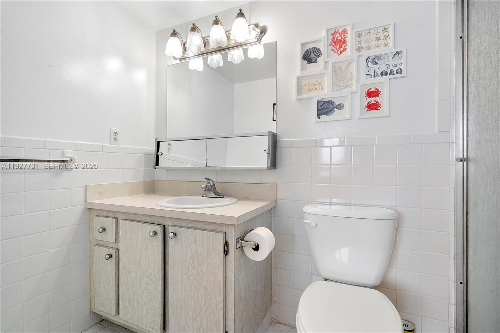 MEADOWBROOK LAKES CONDO - Residential