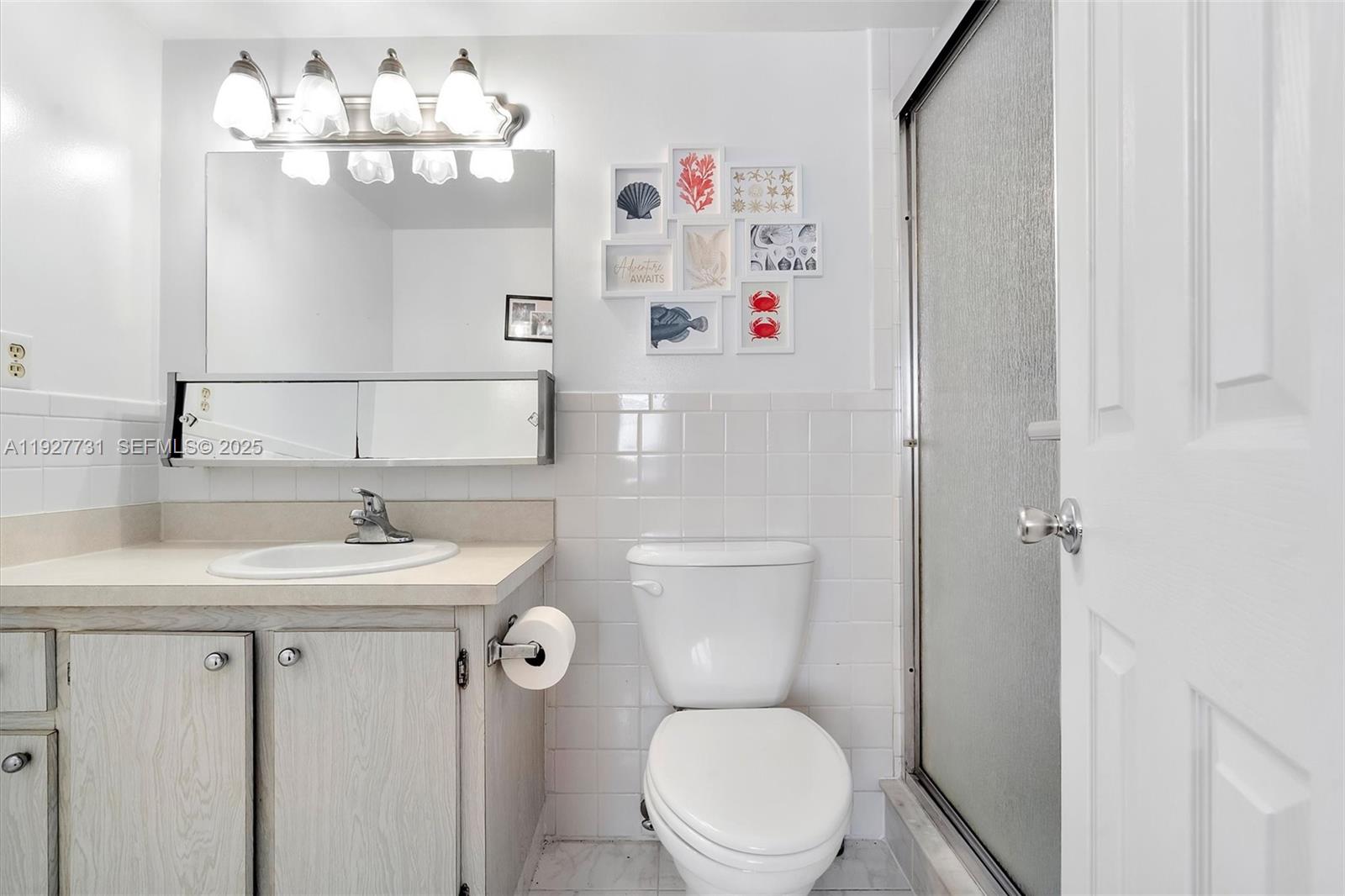 MEADOWBROOK LAKES CONDO - Residential