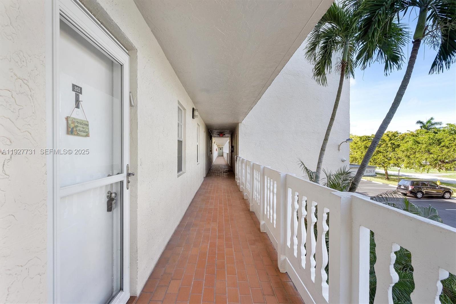 MEADOWBROOK LAKES CONDO - Residential