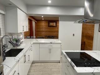 901 S Biscayne River Dr, Miami, Broward County, Florida - 3 Bedrooms  
2 Bathrooms - 