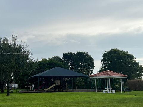 A home in Deerfield Beach