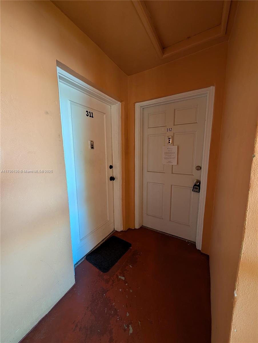 19080 NE 3rd Ct 311