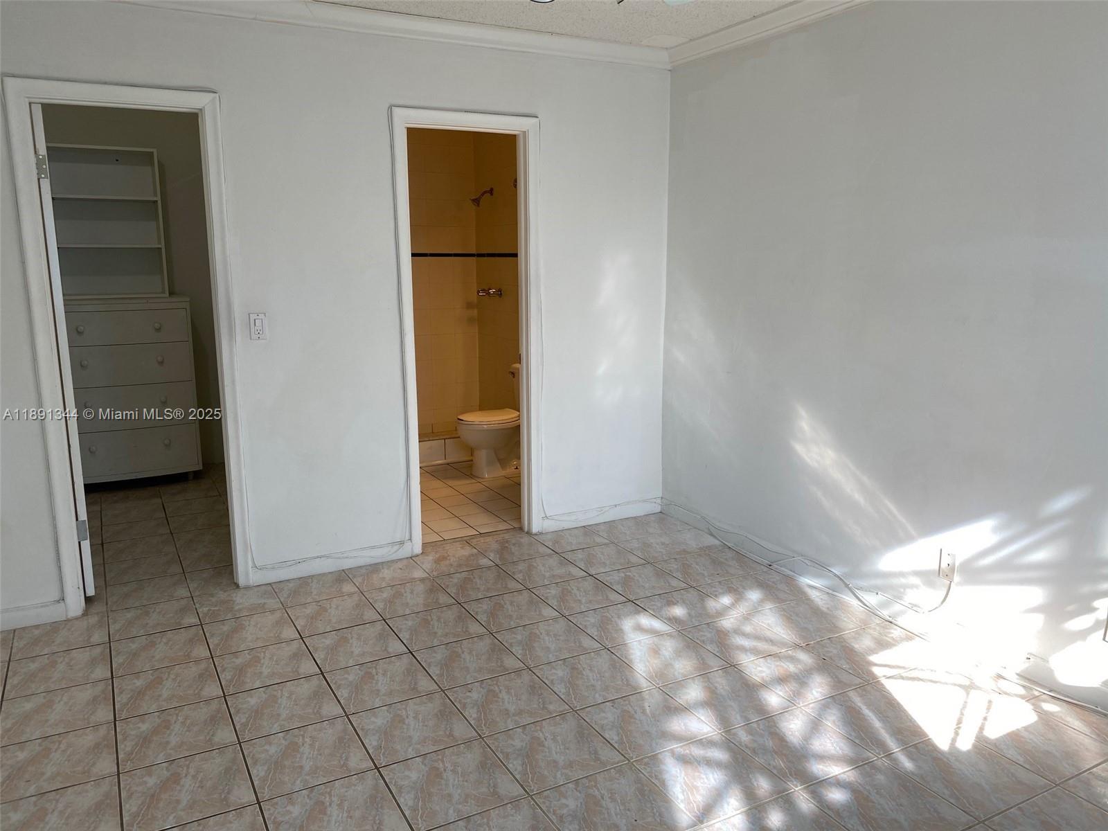 PINEWOOD - Residential Lease
