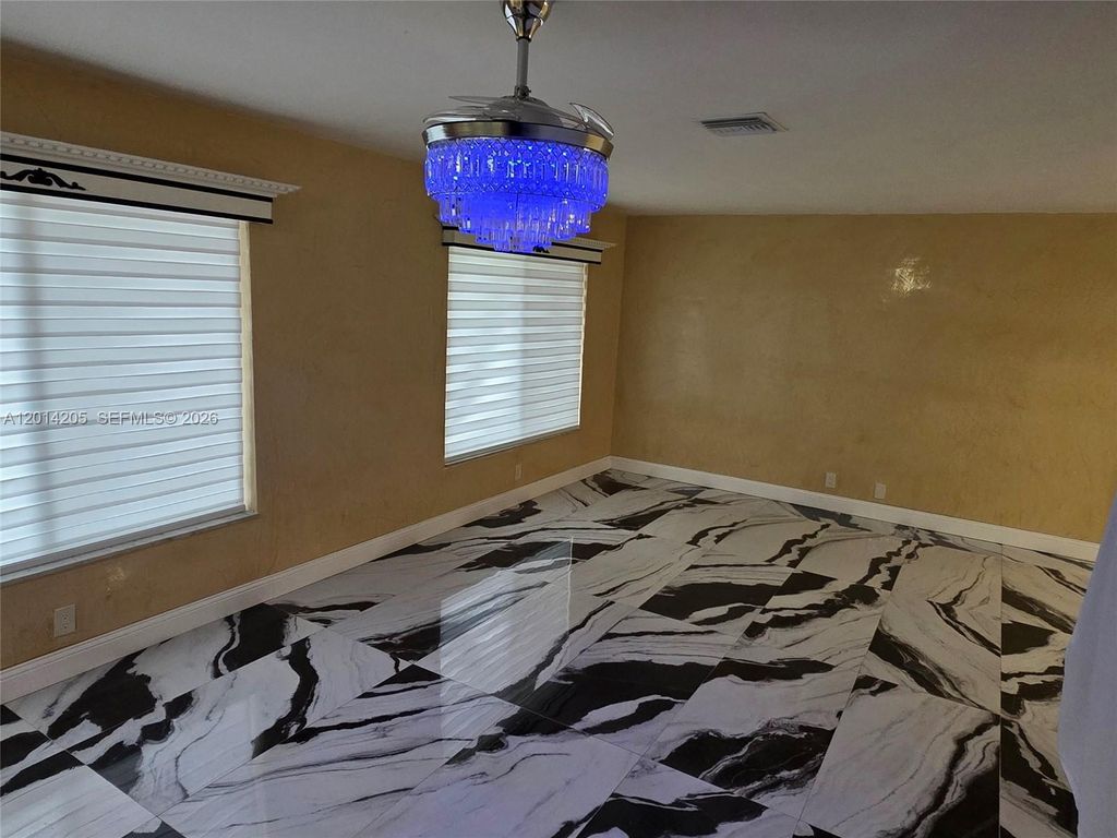 Photo of 5240 SW 10th Ct, Plantation, FL 33317 (MLS # A12014205)