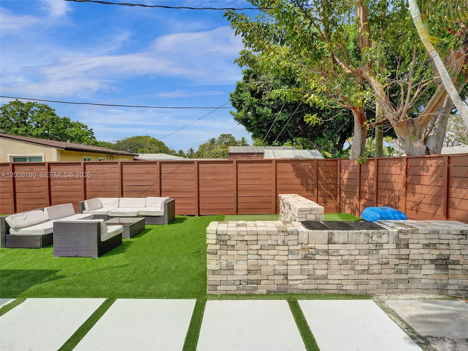 FLAMINGO PARK SEC - Residential