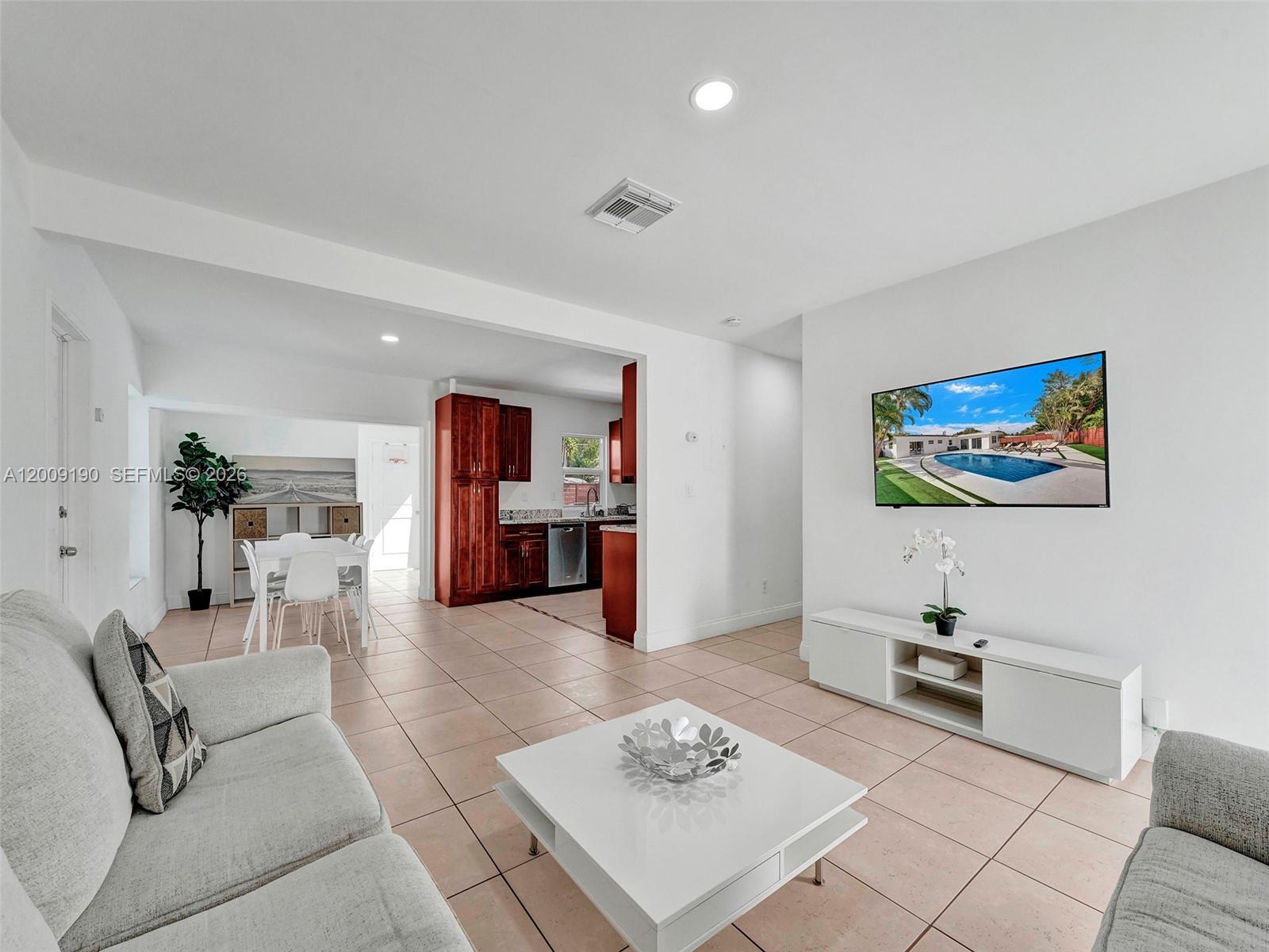 FLAMINGO PARK SEC - Residential