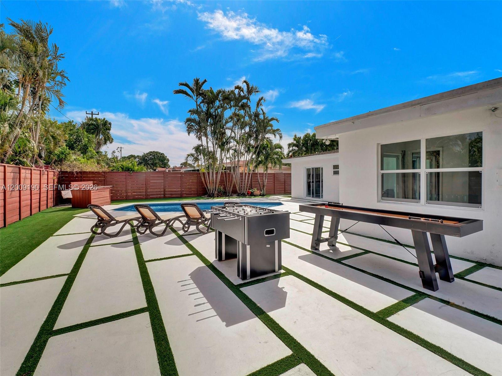 FLAMINGO PARK SEC - Residential