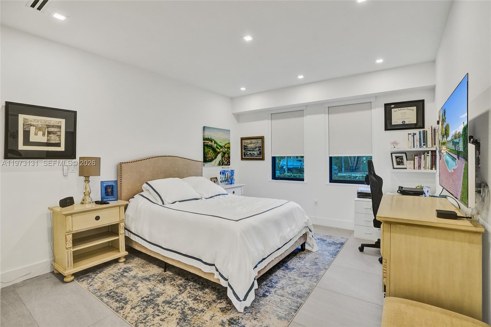 PRESIDENTIAL ESTATES REPL - Residential