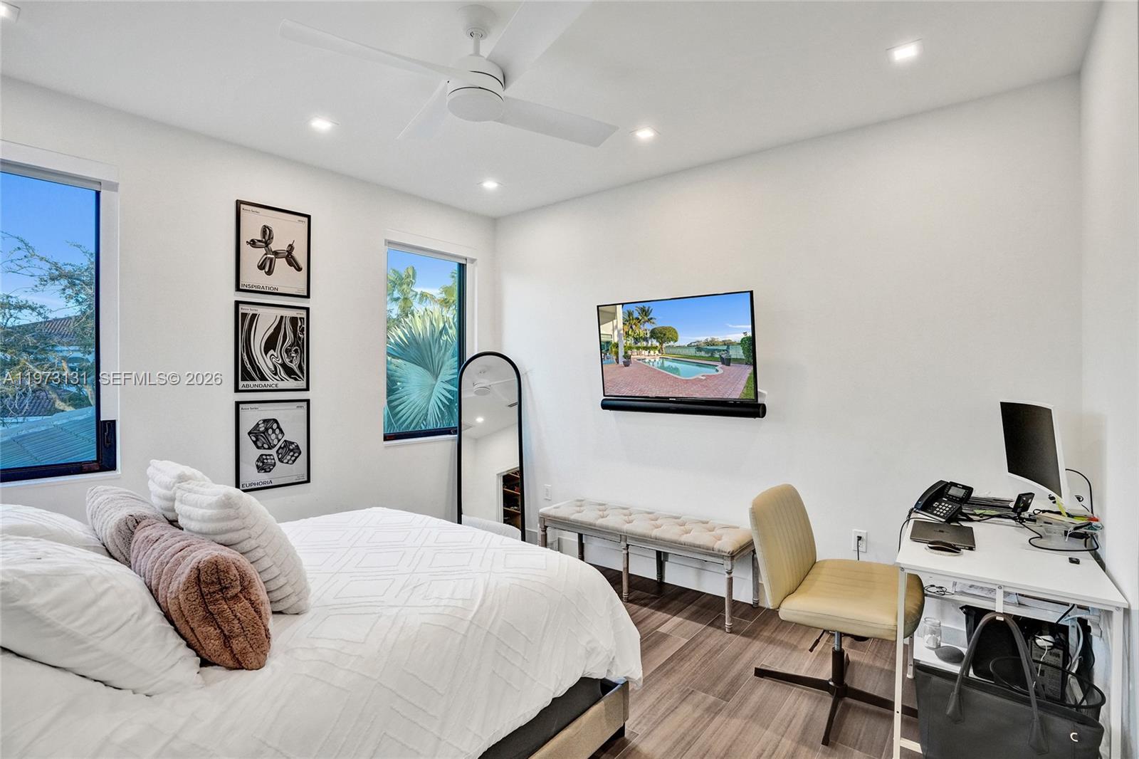 PRESIDENTIAL ESTATES REPL - Residential