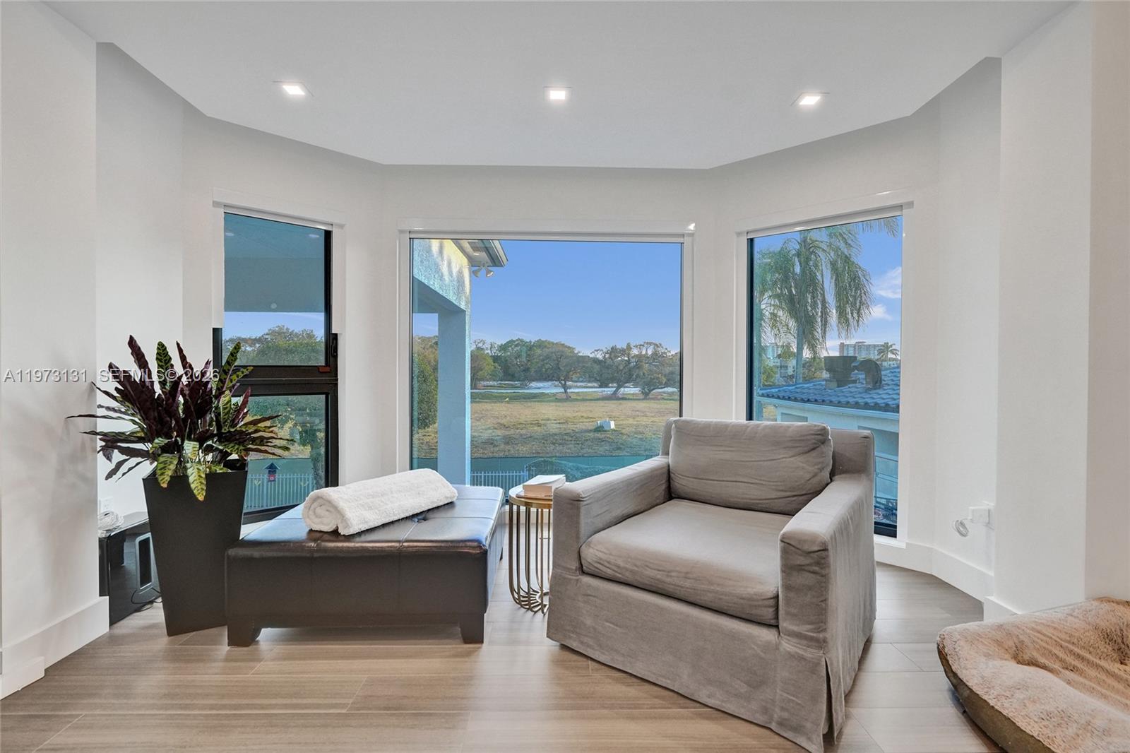 PRESIDENTIAL ESTATES REPL - Residential