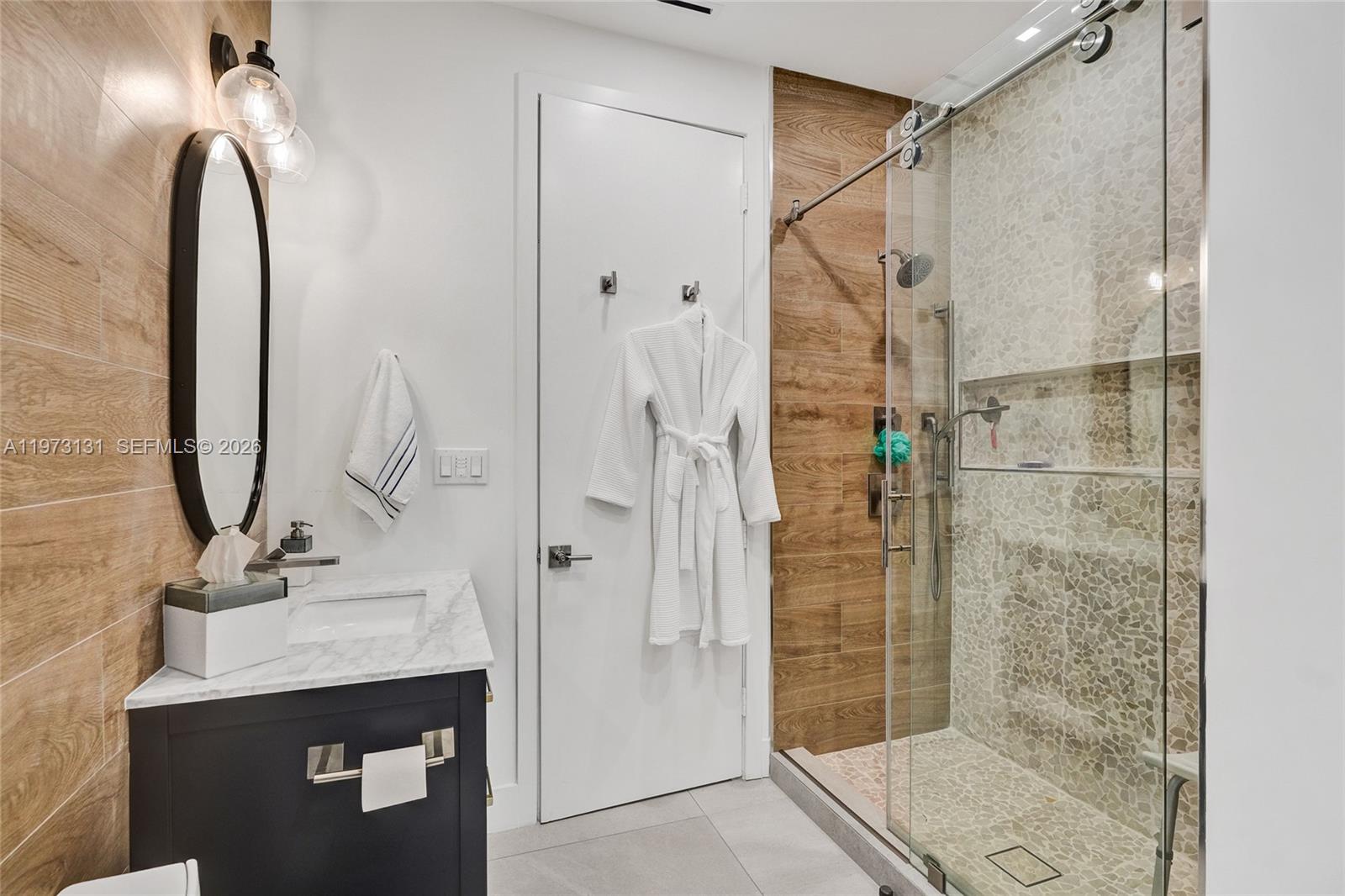 PRESIDENTIAL ESTATES REPL - Residential