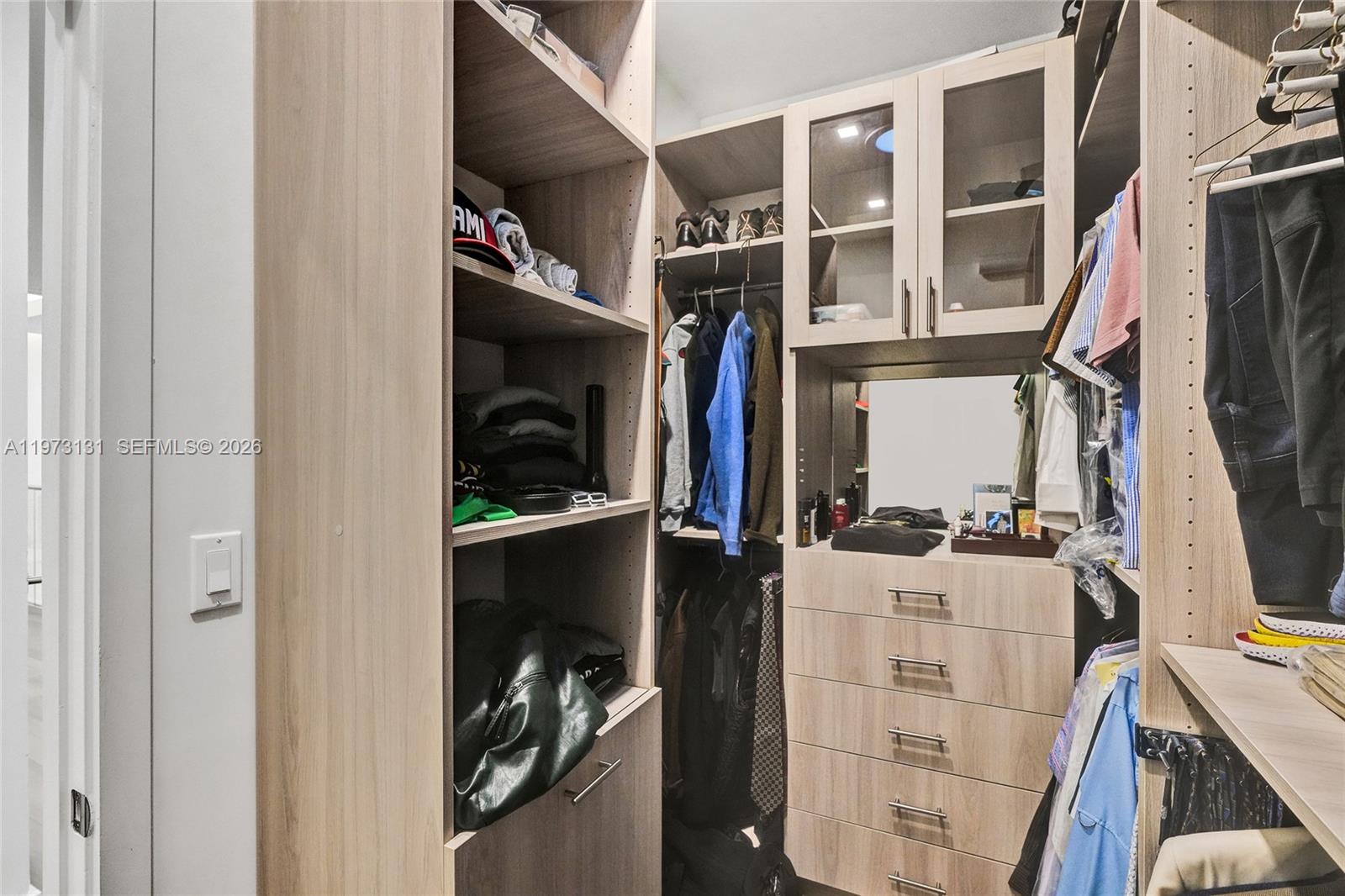 PRESIDENTIAL ESTATES REPL - Residential