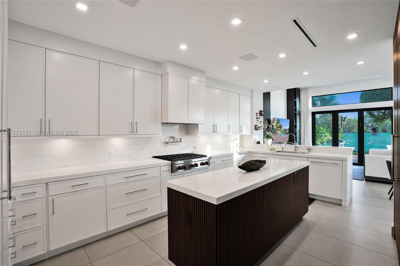 PRESIDENTIAL ESTATES REPL - Residential