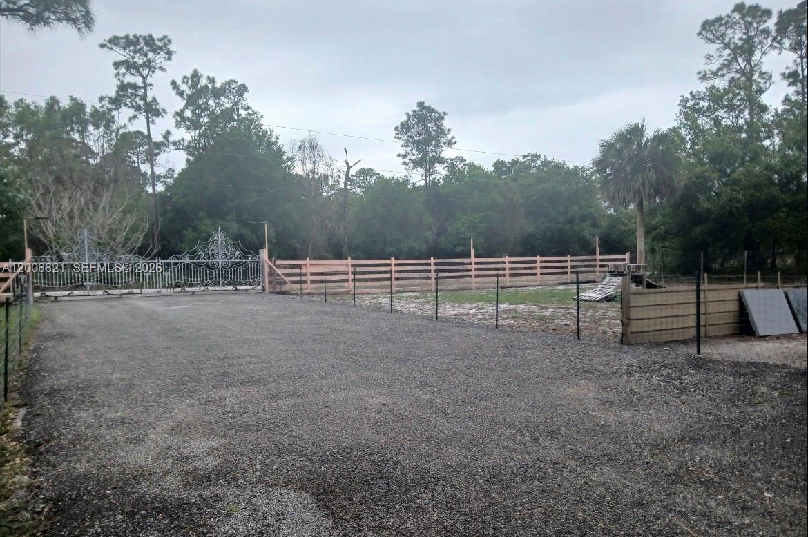 MONTURA RANCHES - Residential
