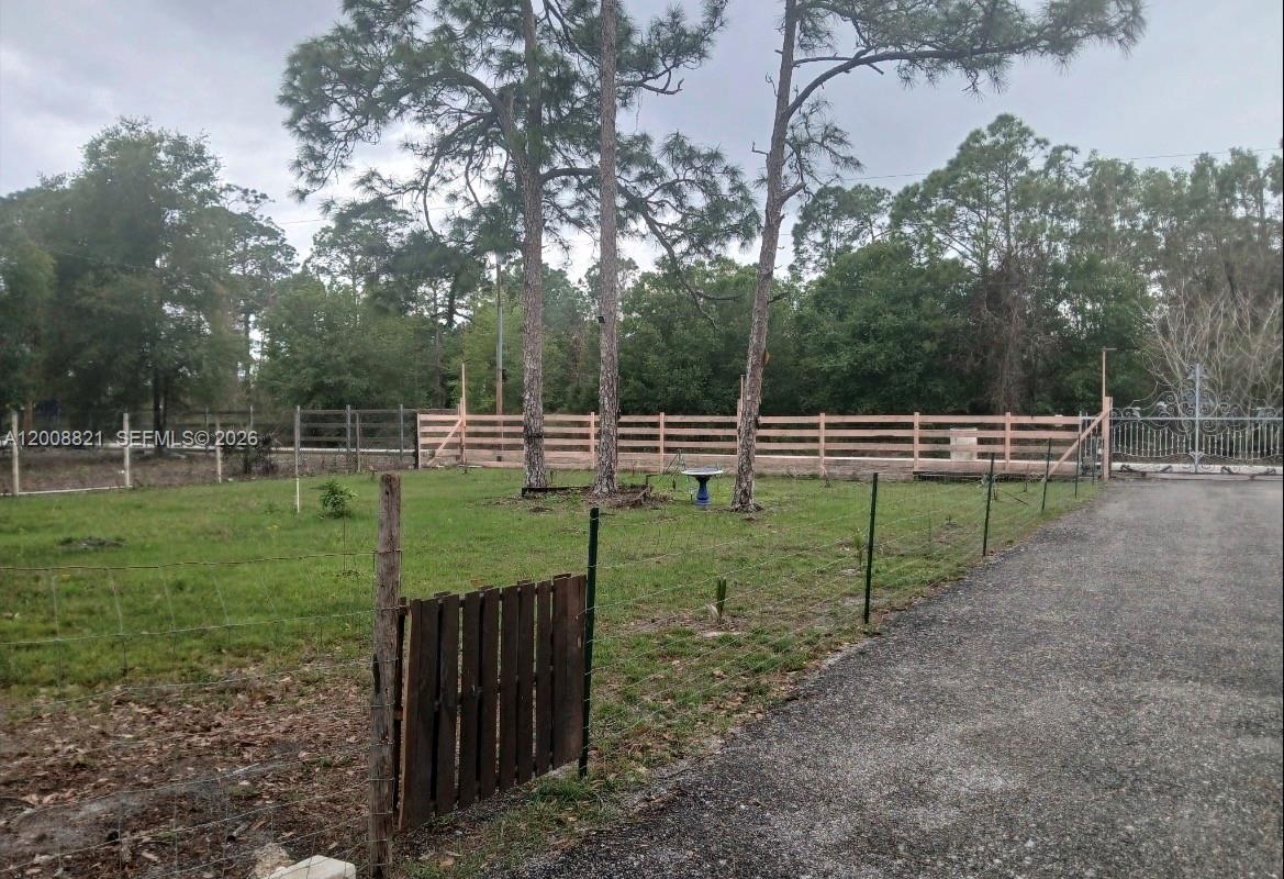 MONTURA RANCHES - Residential