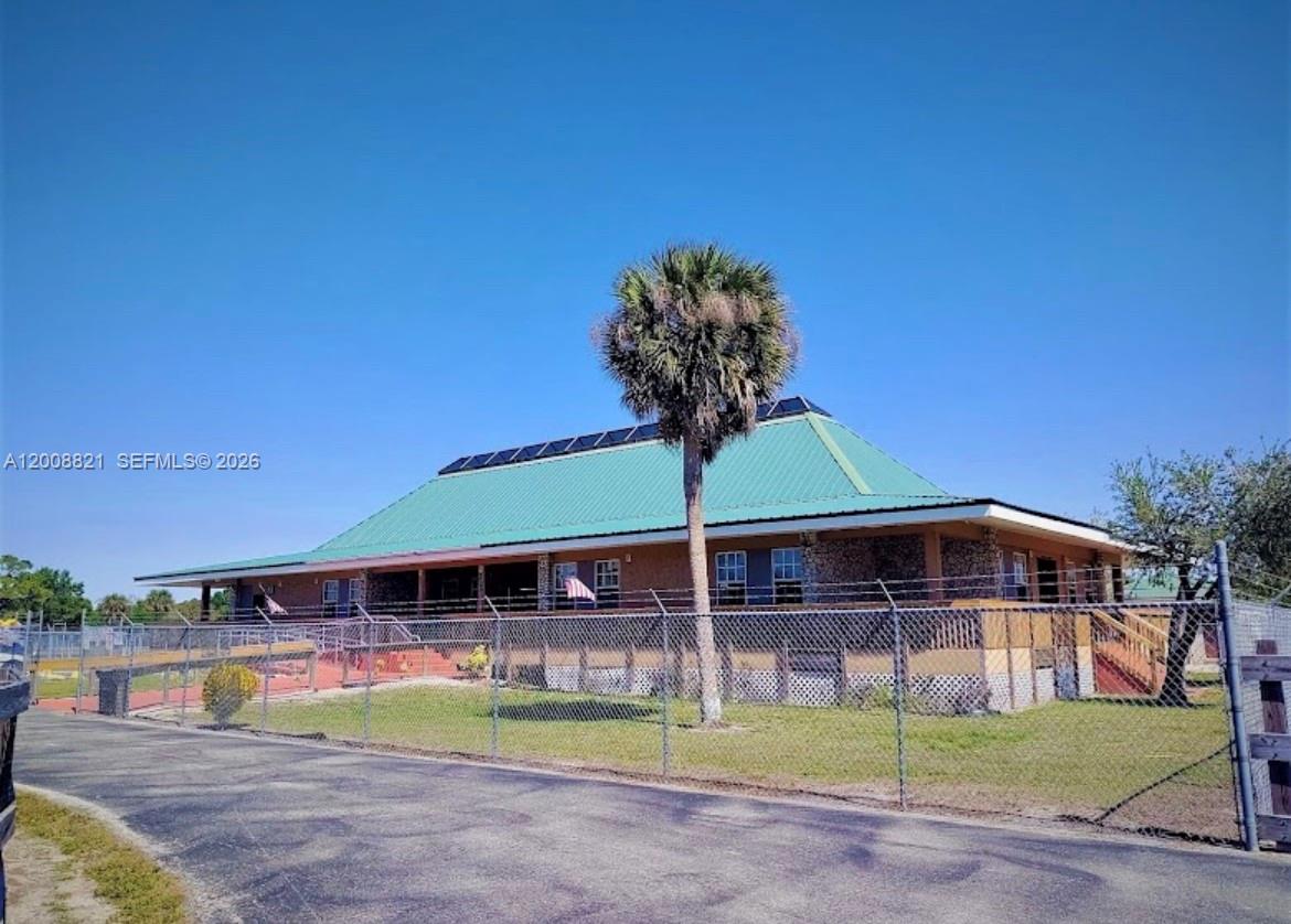 MONTURA RANCHES - Residential