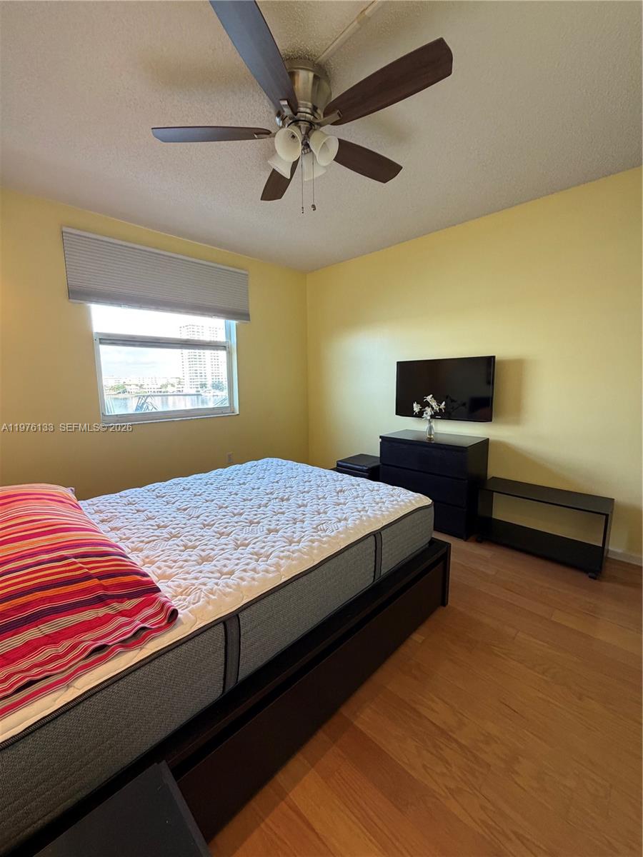 PORTO BELLAGIO CONDO - Residential Lease