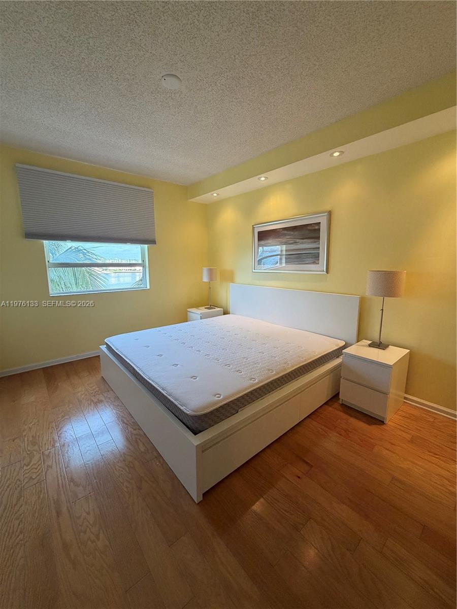 PORTO BELLAGIO CONDO - Residential Lease