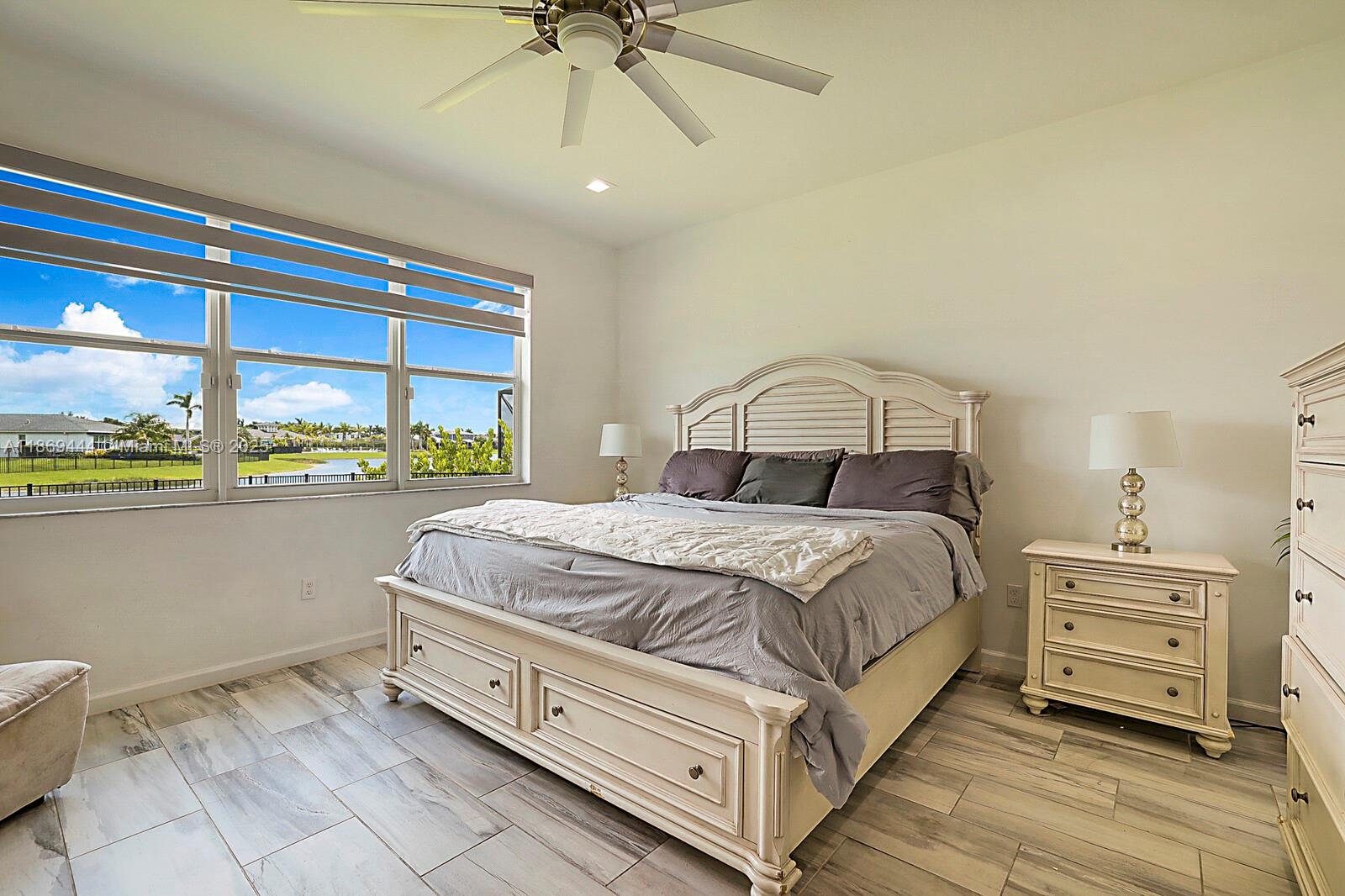 MATTAMY AT SOUTHERN GROVE - Residential