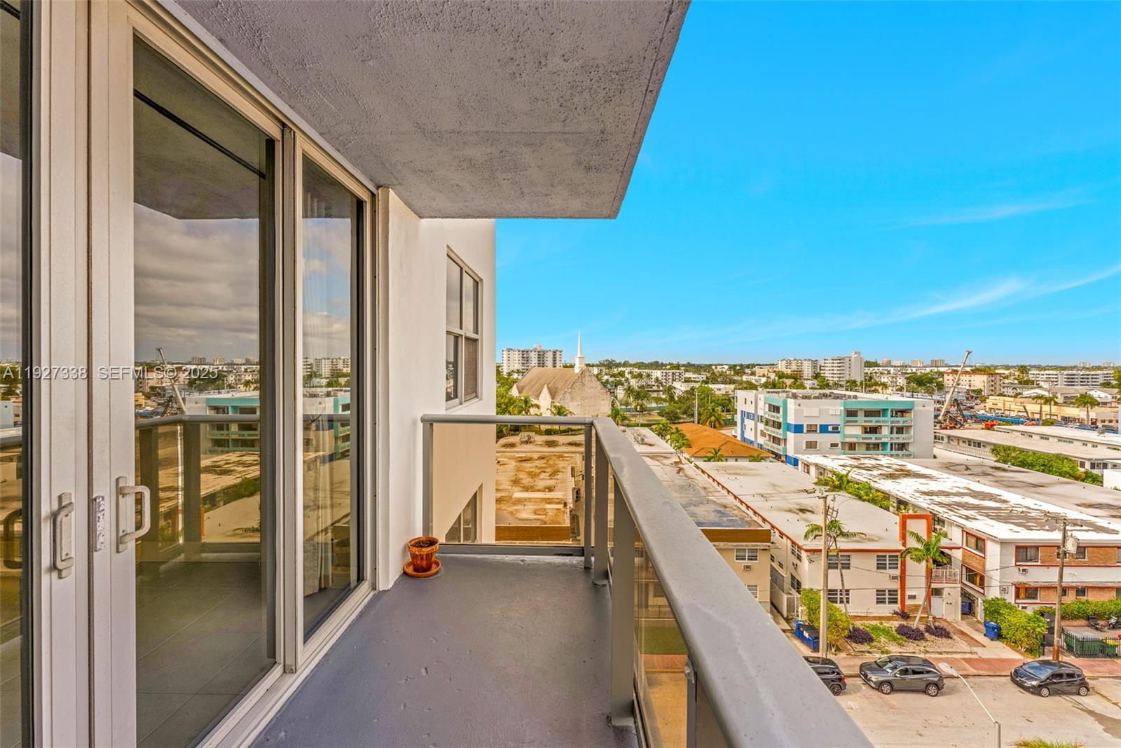 401 BLU OF NORTH BEACH CO - Residential