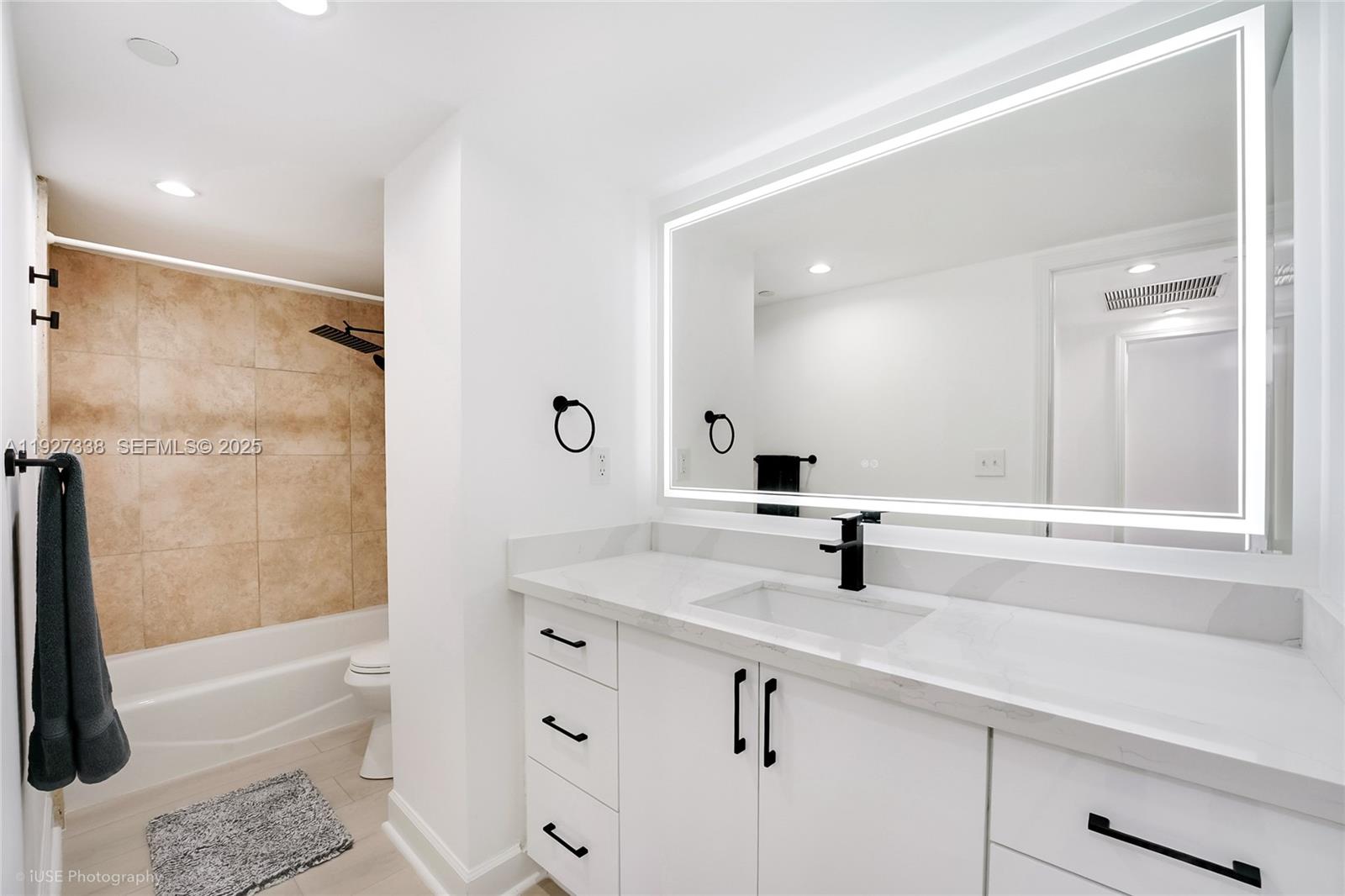 401 BLU OF NORTH BEACH CO - Residential