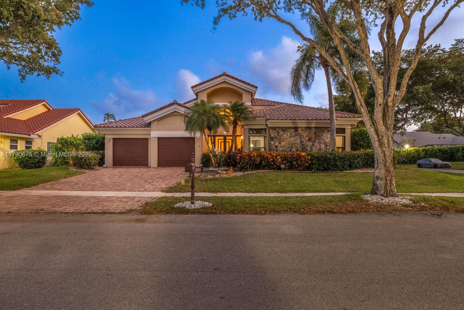 Glen Oaks - Residential