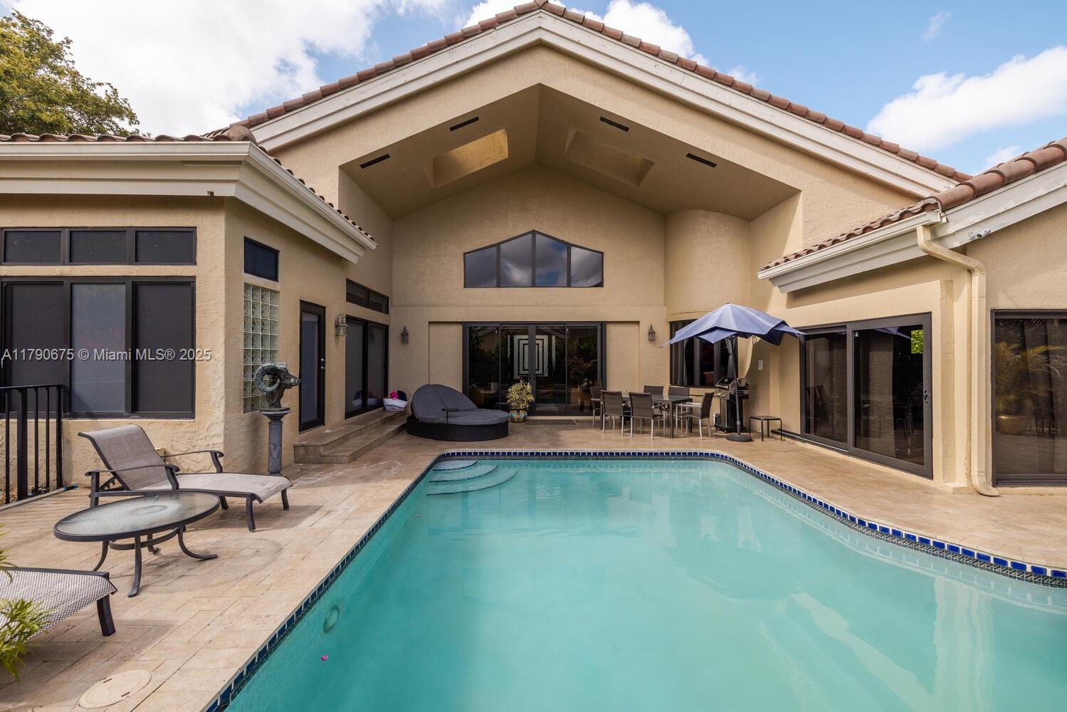 Glen Oaks - Residential