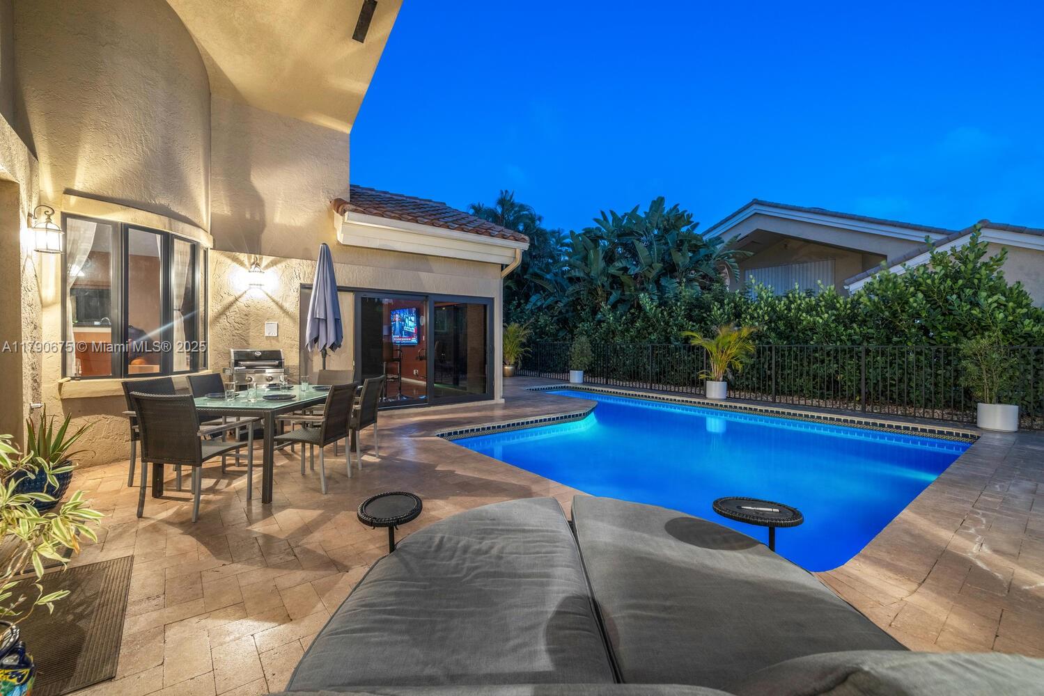 Glen Oaks - Residential