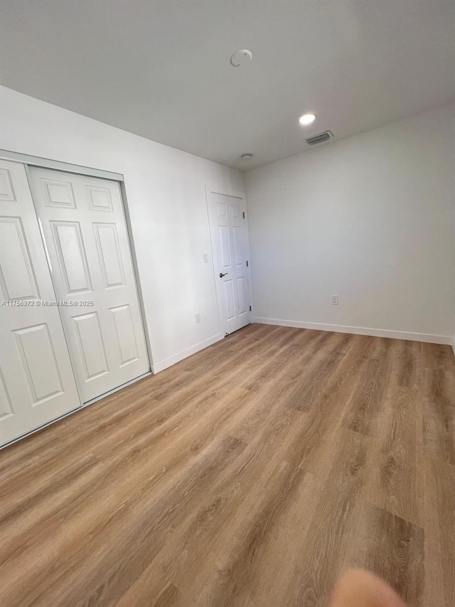 GOLF COURSE PARK - Residential Lease