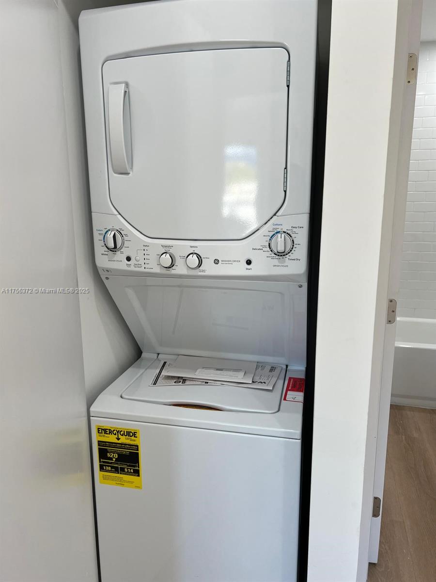 GOLF COURSE PARK - Residential Lease