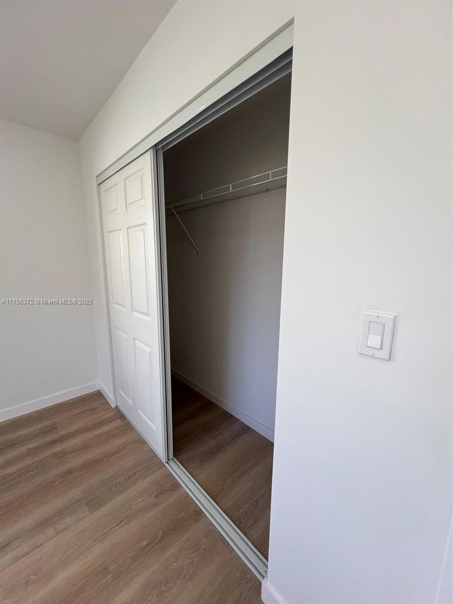 GOLF COURSE PARK - Residential Lease