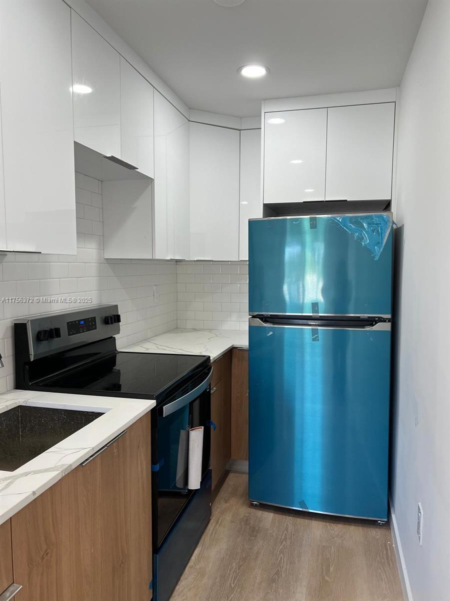 GOLF COURSE PARK - Residential Lease