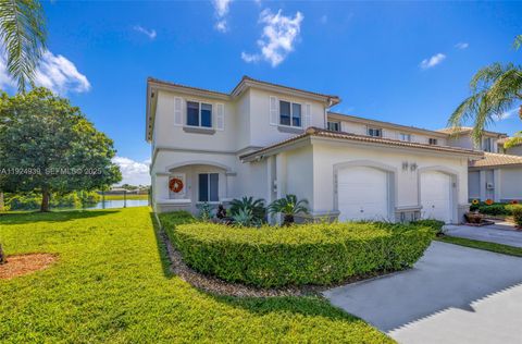 Photo of 16236 SW 75th St, Miami, FL 33193 (MLS # A11924939)