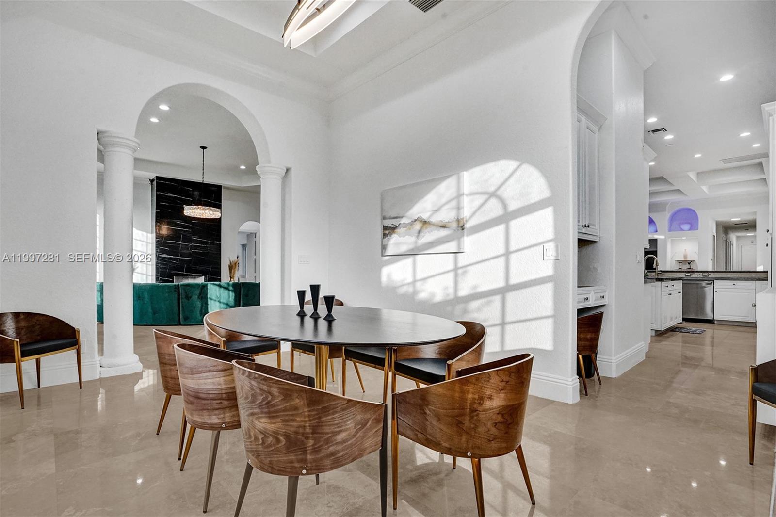 PINE MEADOW ESTATES - Residential Lease