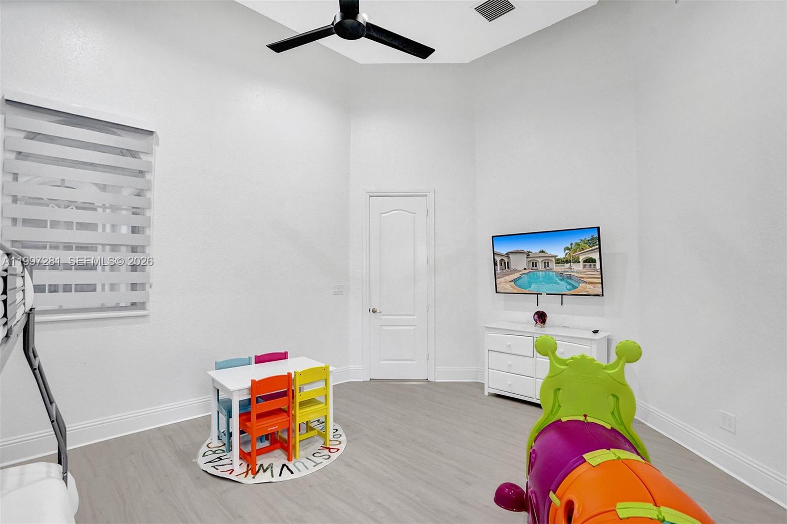 PINE MEADOW ESTATES - Residential Lease