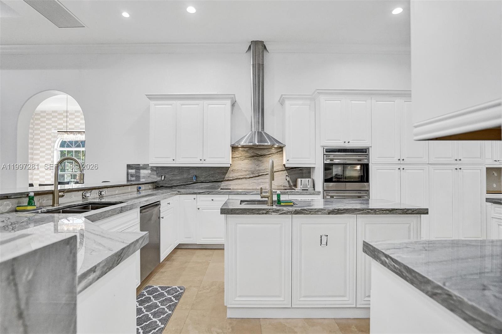 PINE MEADOW ESTATES - Residential Lease