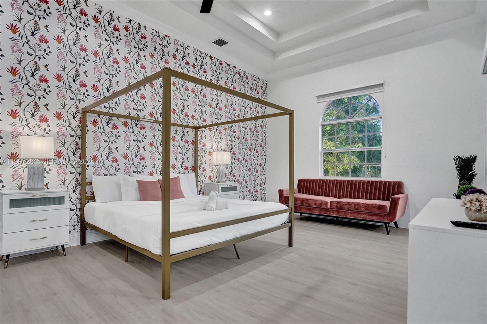 PINE MEADOW ESTATES - Residential Lease