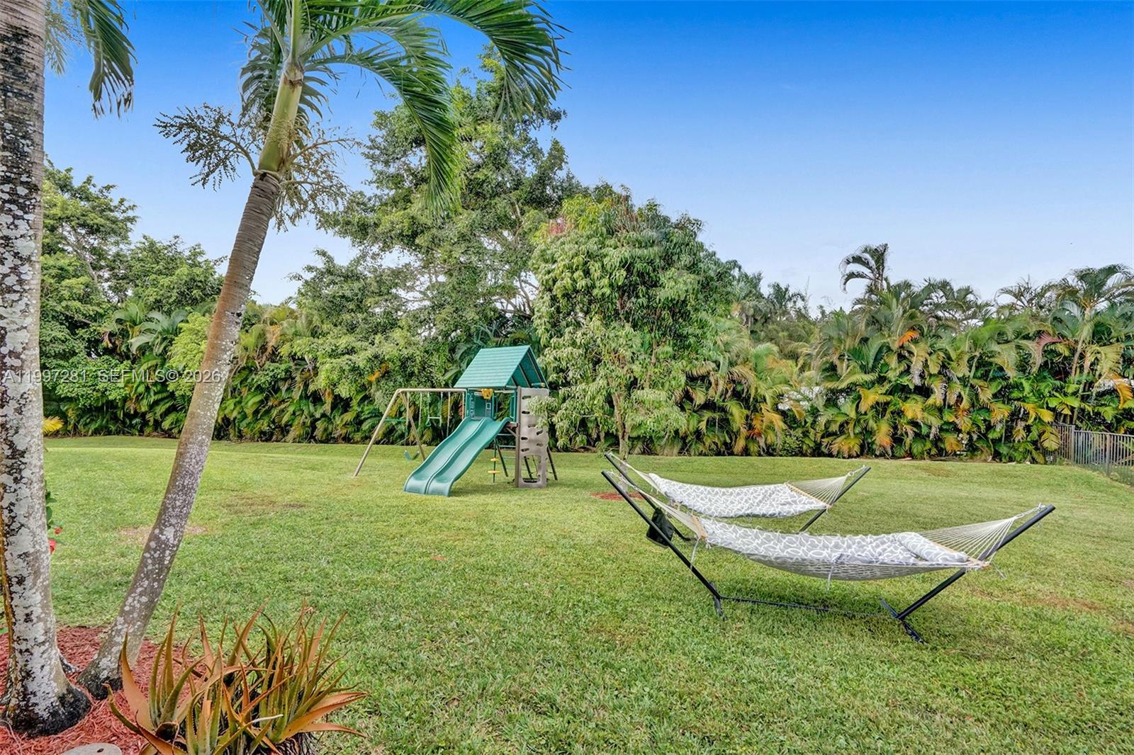 PINE MEADOW ESTATES - Residential Lease