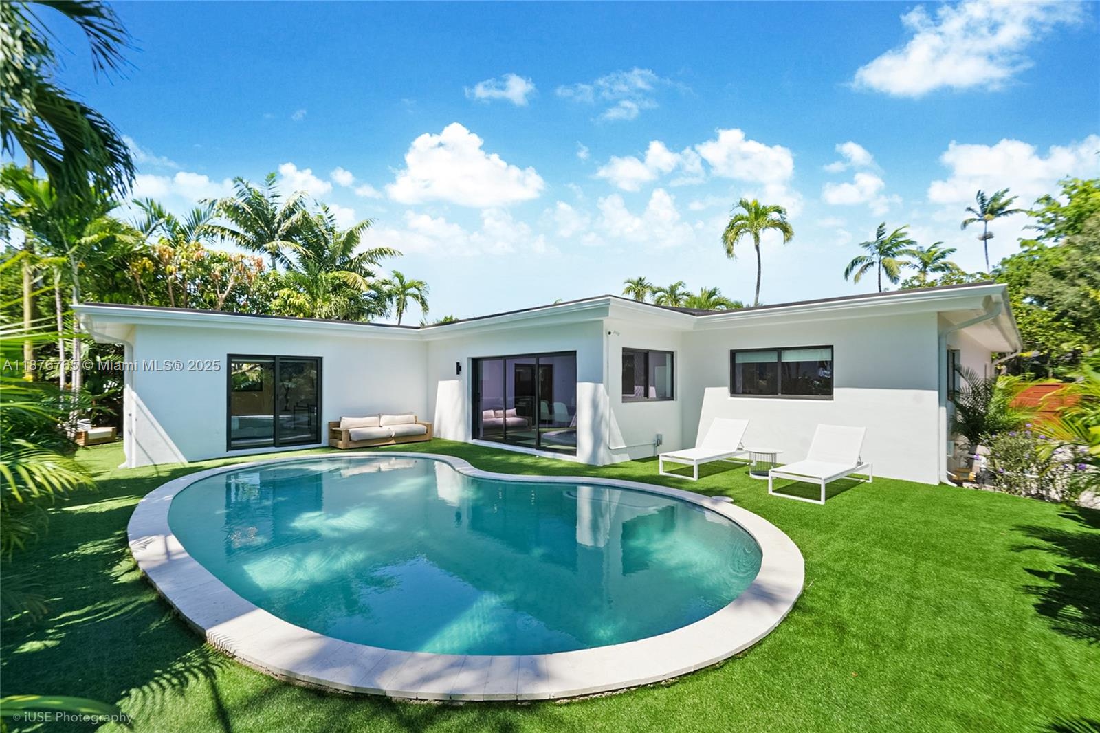 DAVIS HARBOR - Residential