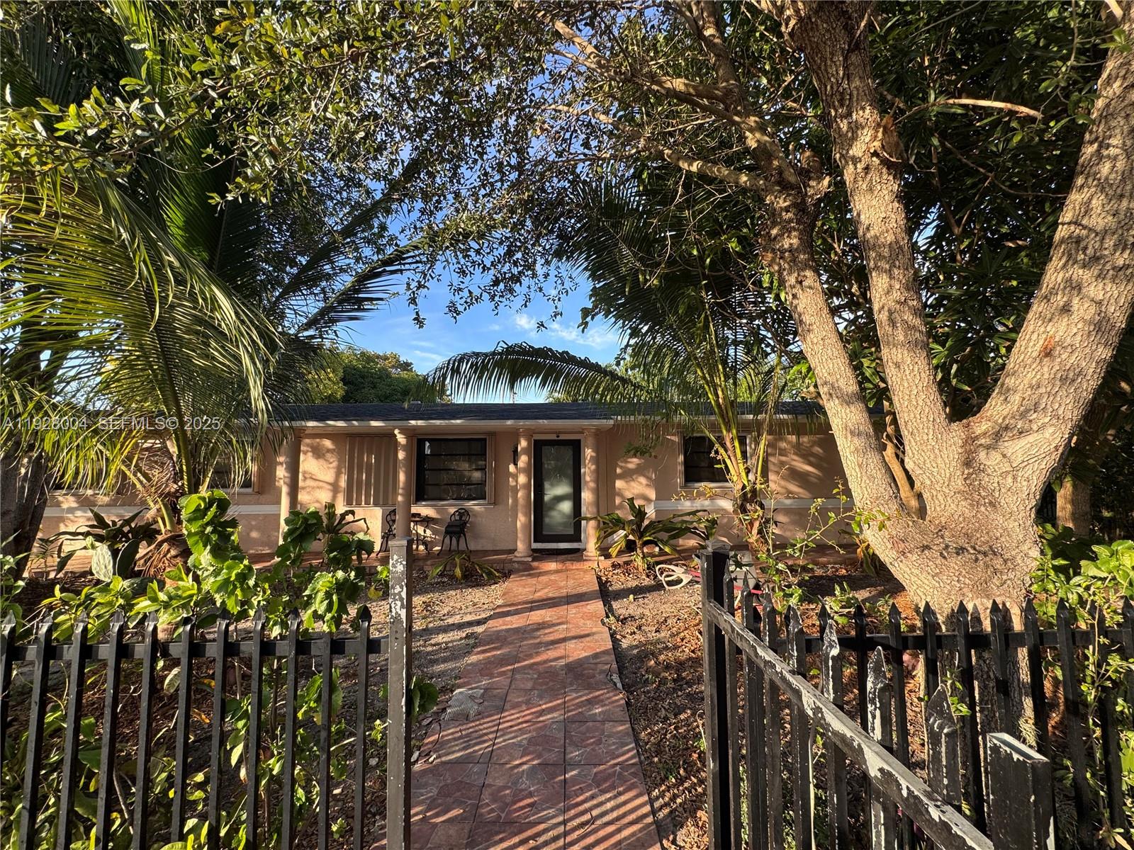 HIGHLAND MANOR SEC 4 - Residential