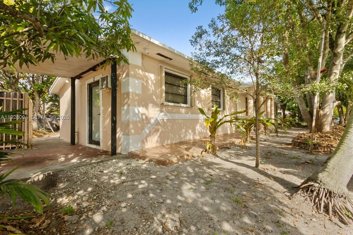 HIGHLAND MANOR SEC 4 - Residential