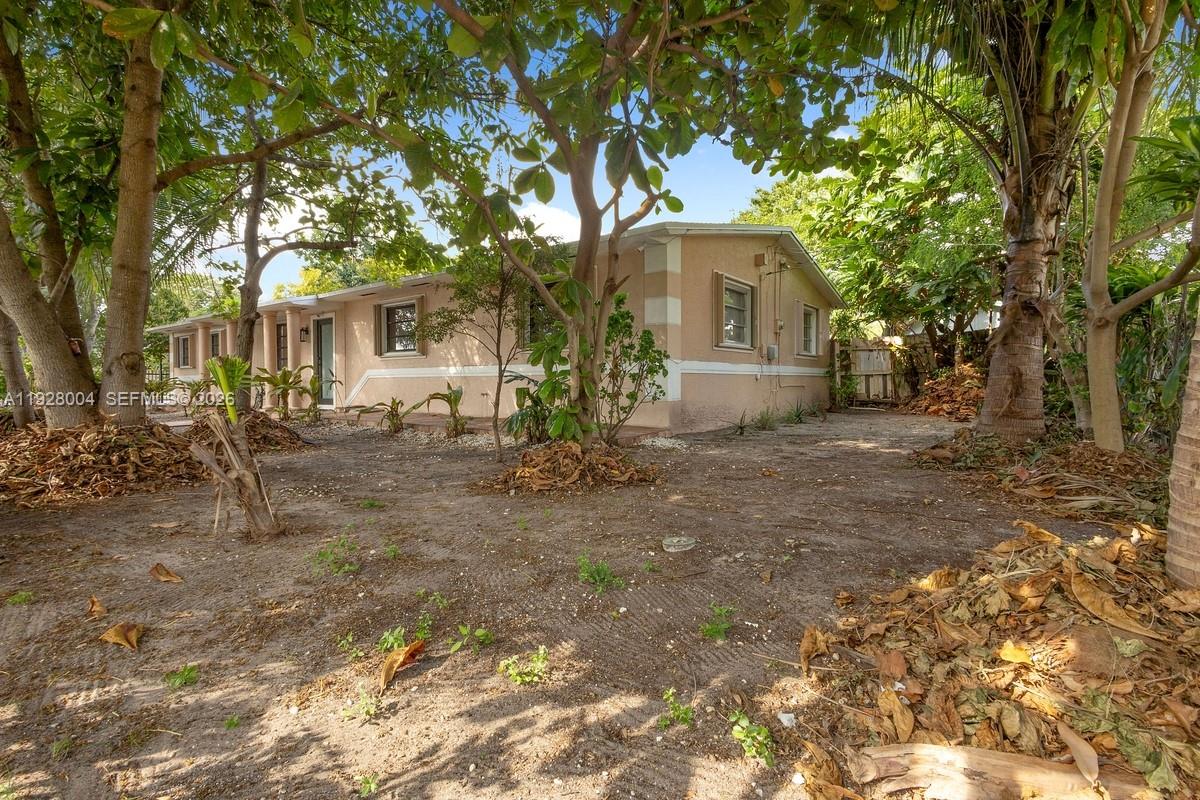 HIGHLAND MANOR SEC 4 - Residential