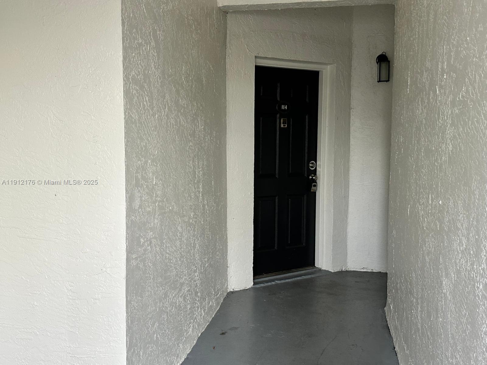 MARINA OAKS CONDO - Residential Lease