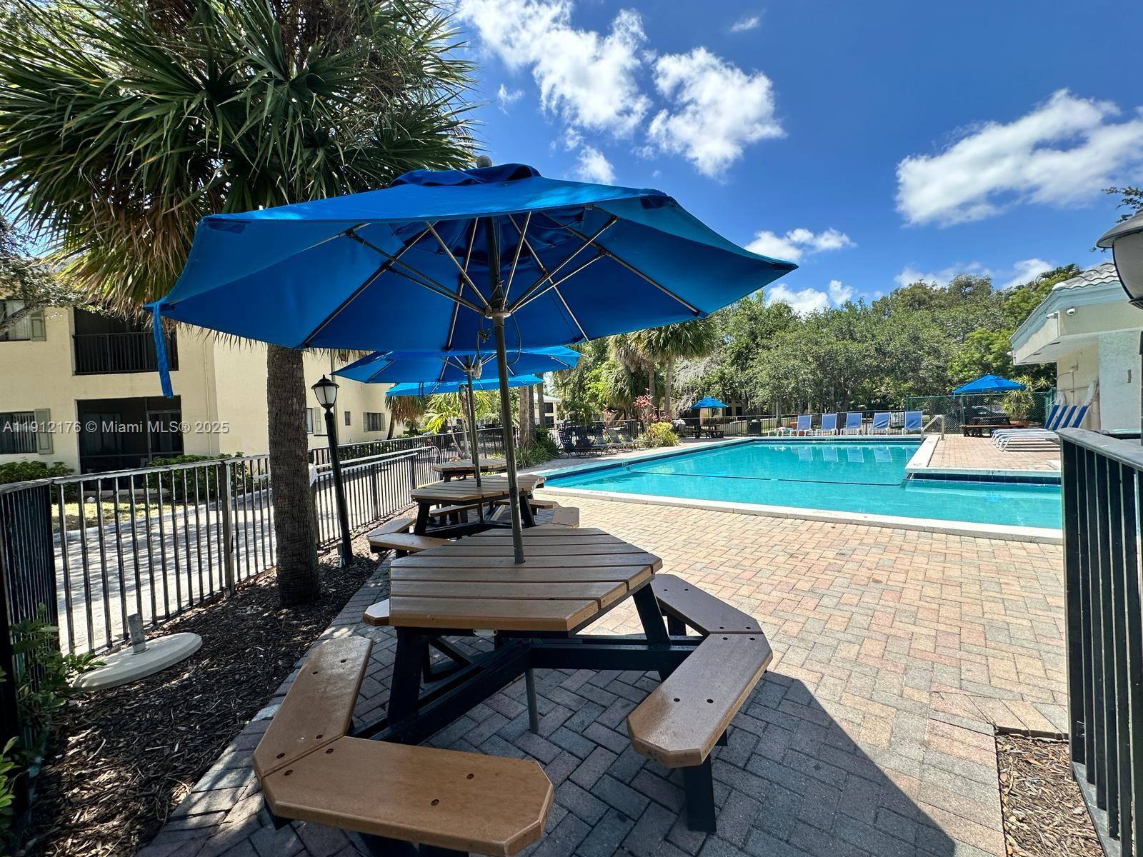 MARINA OAKS CONDO - Residential Lease