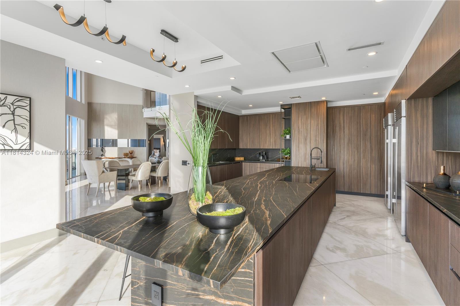 BRICKELLHOUSE CONDO - Residential