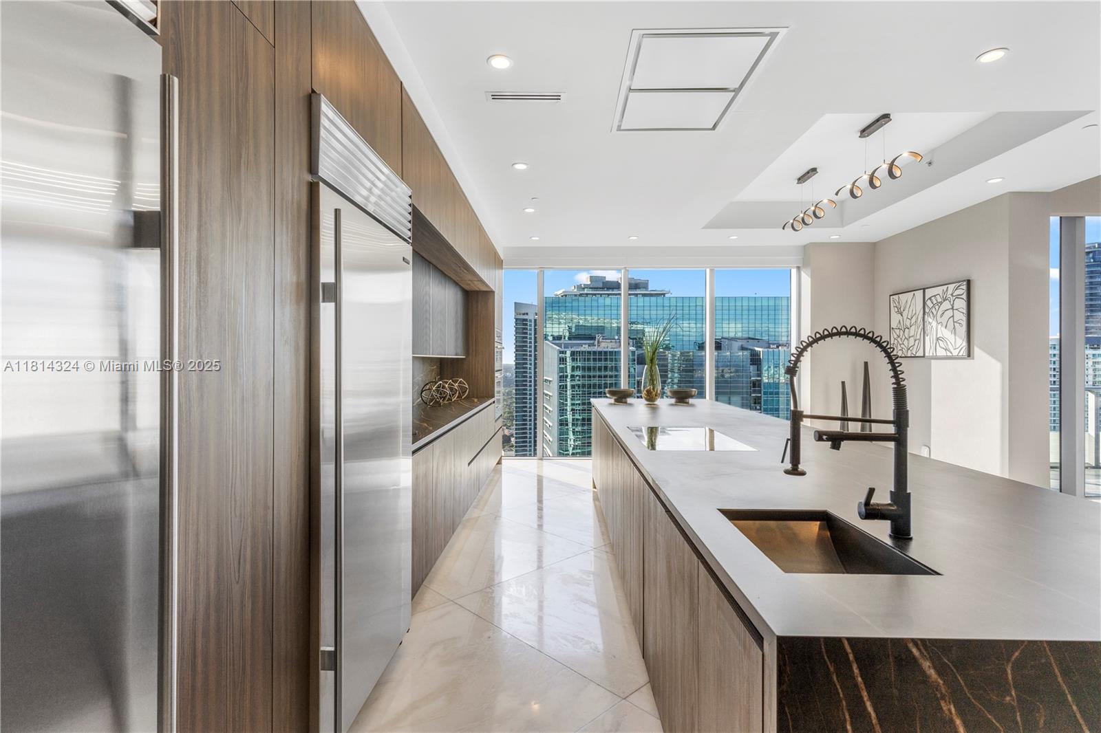 BRICKELLHOUSE CONDO - Residential