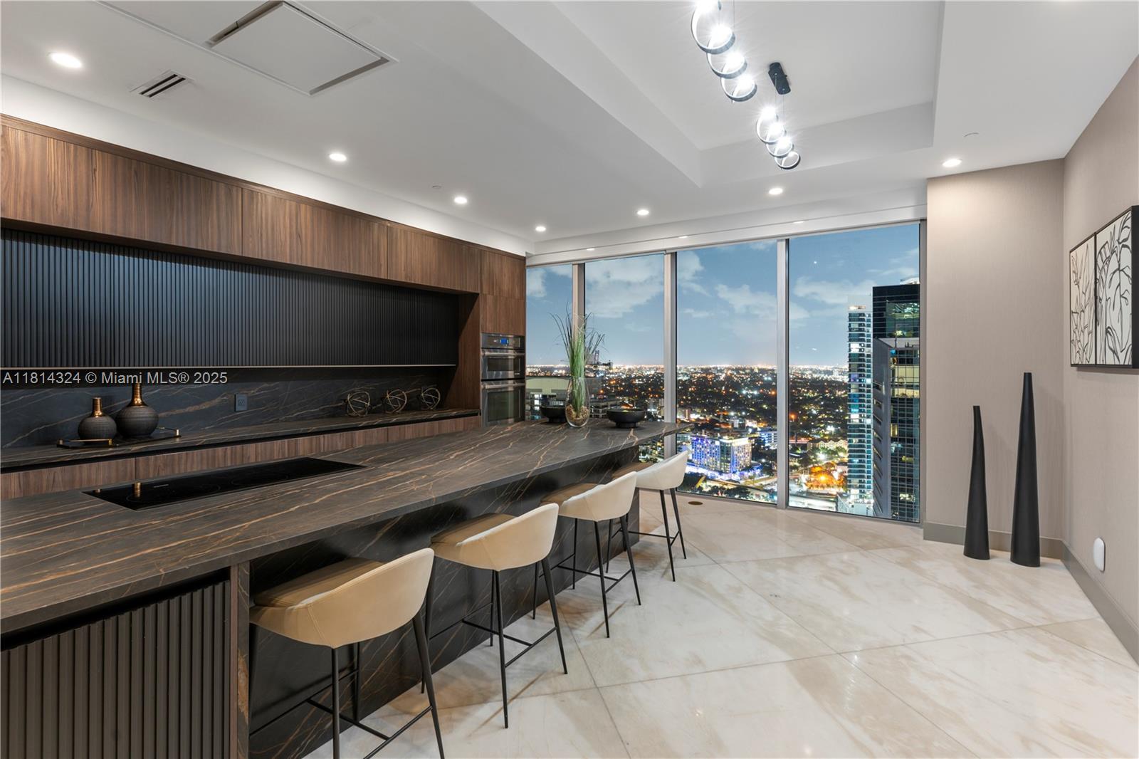 BRICKELLHOUSE CONDO - Residential