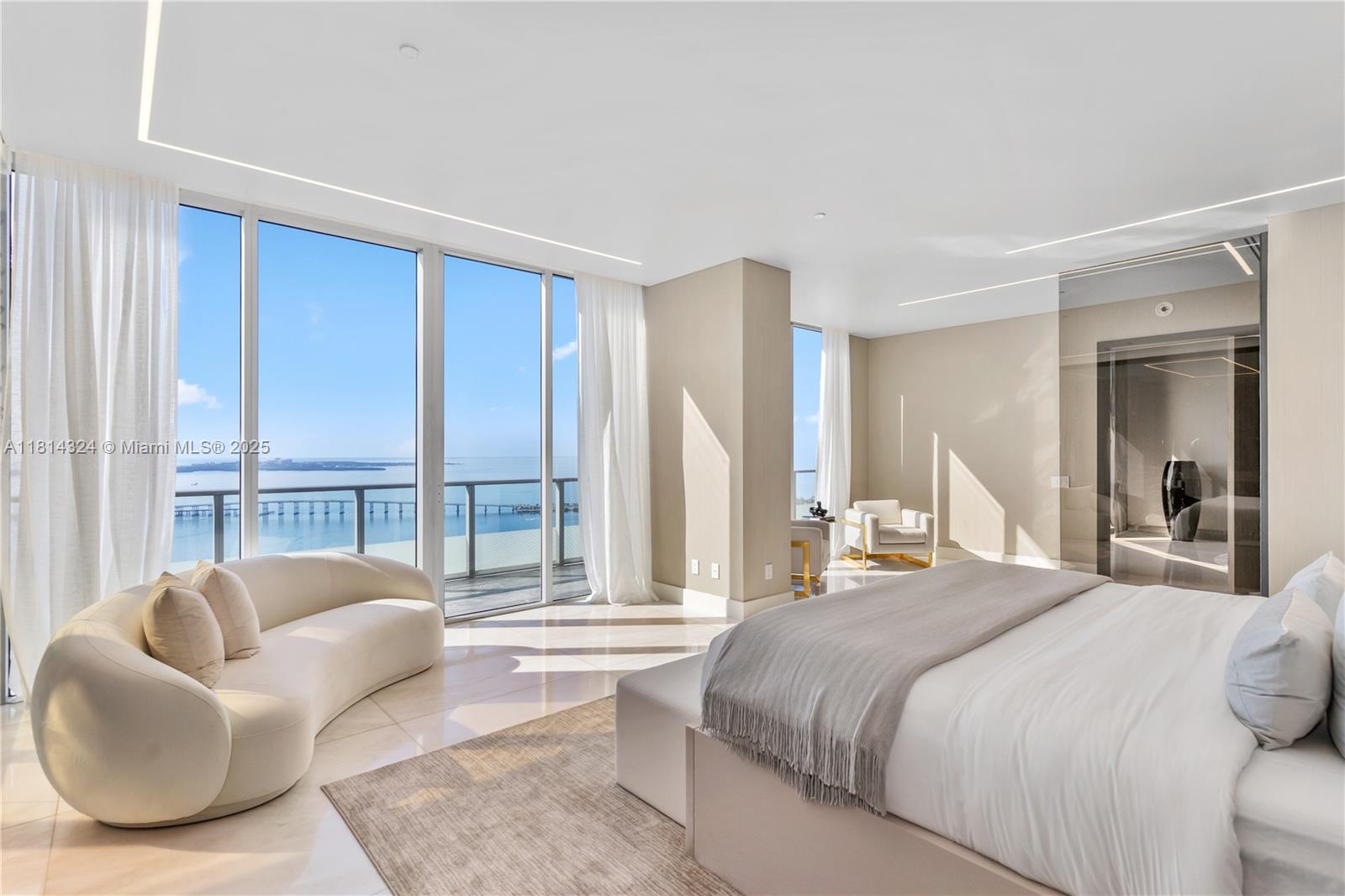 BRICKELLHOUSE CONDO - Residential