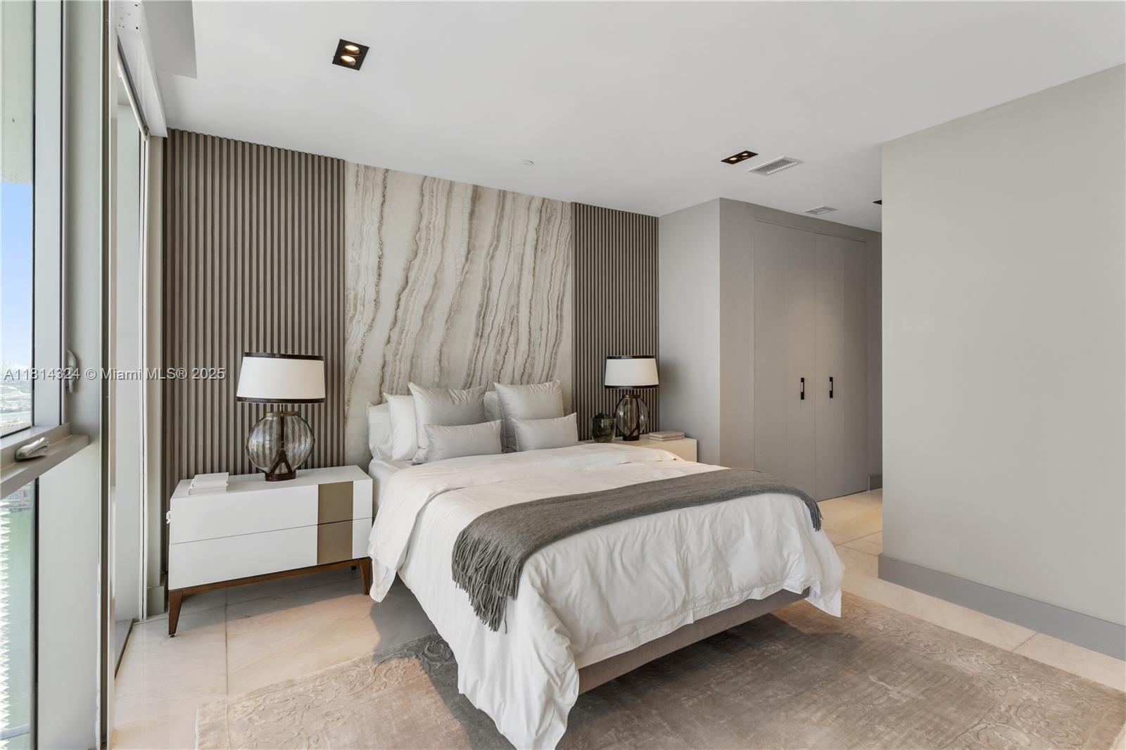 BRICKELLHOUSE CONDO - Residential