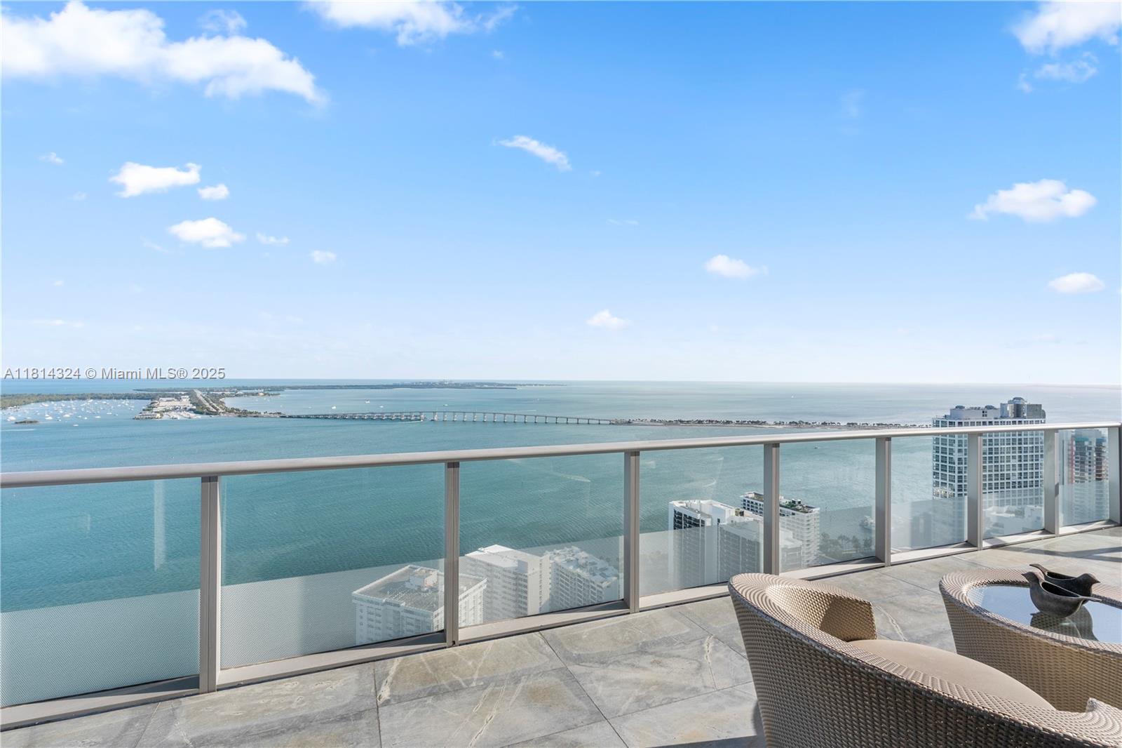 1300 Brickell Bay Dr 4400